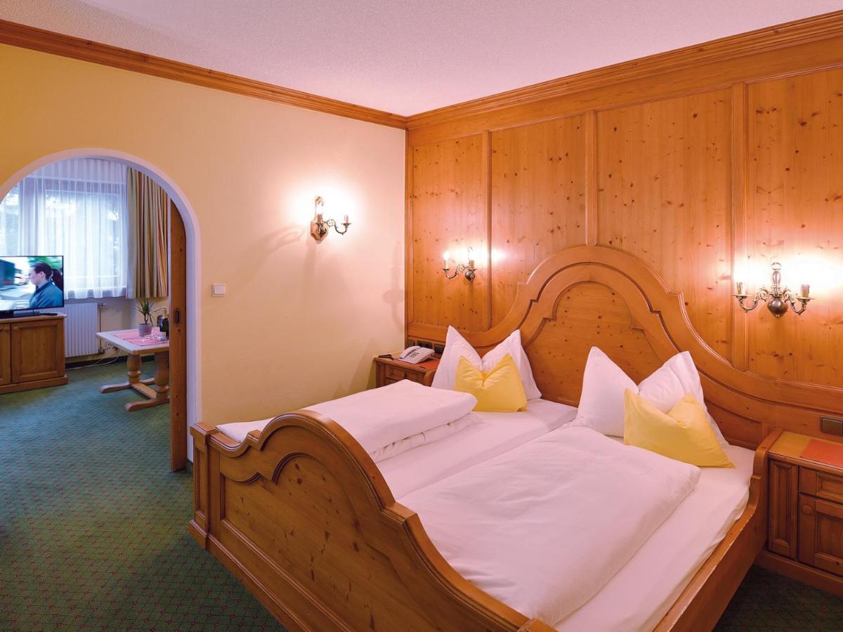 Pension Cafe Fritz Lech am Arlberg Exterior photo