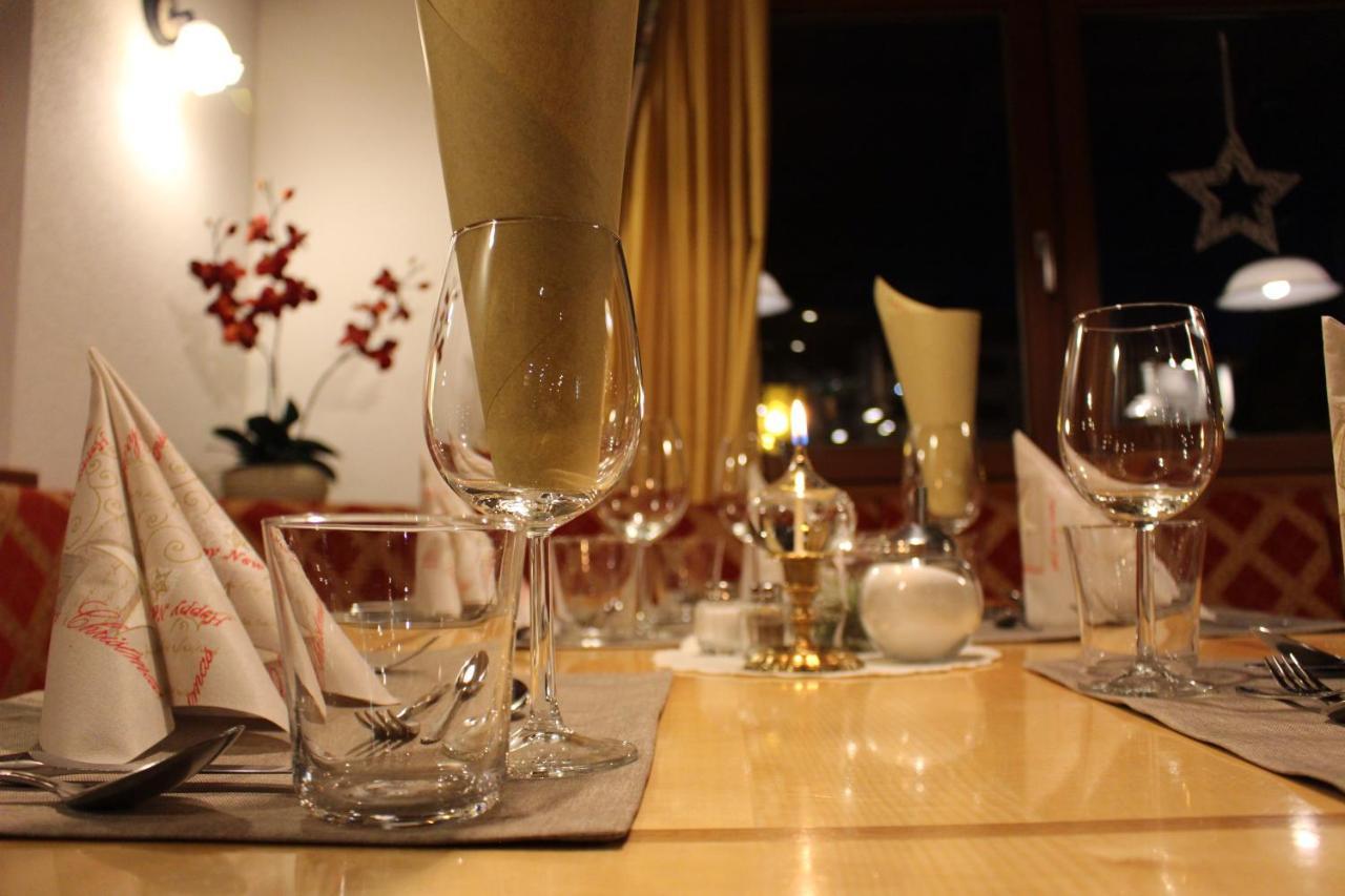 Pension Cafe Fritz Lech am Arlberg Exterior photo