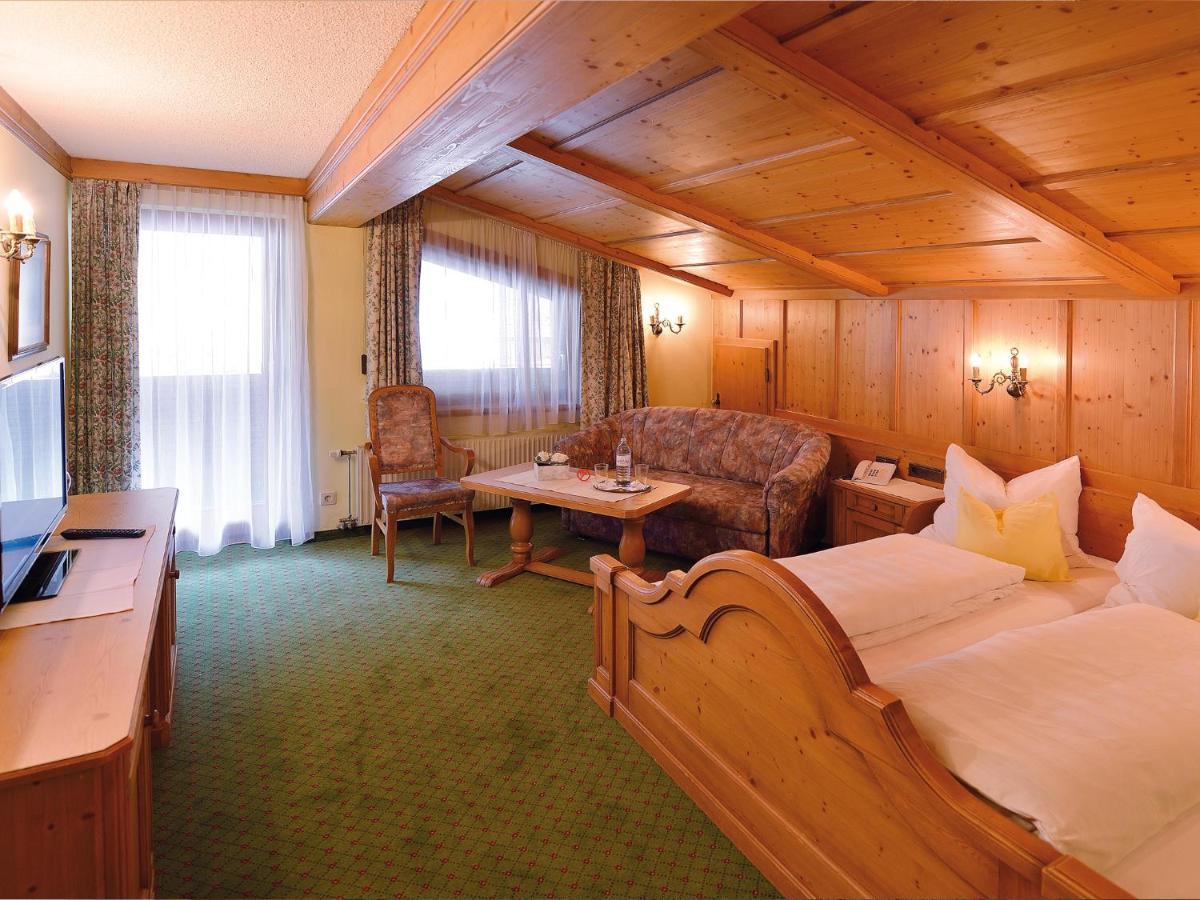 Pension Cafe Fritz Lech am Arlberg Exterior photo