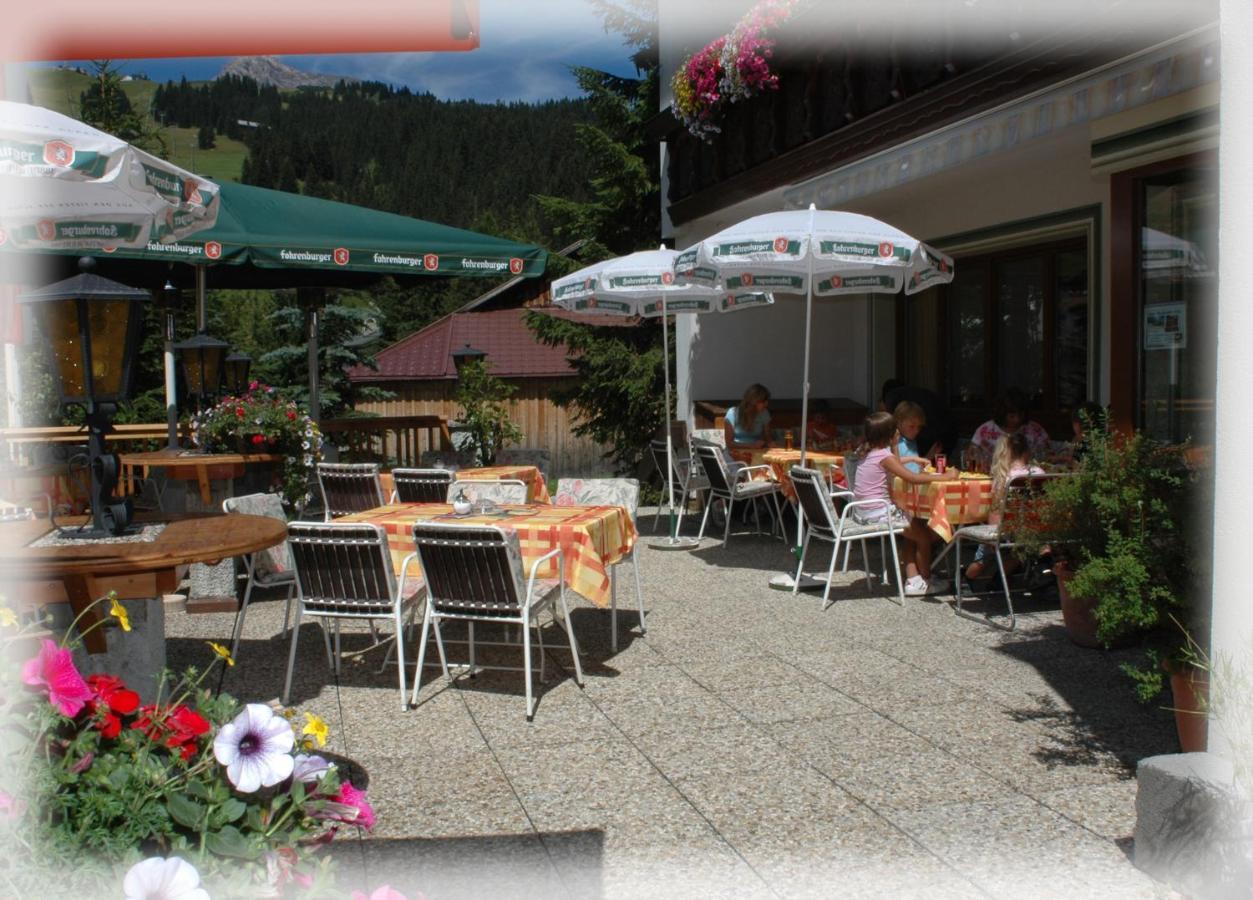 Pension Cafe Fritz Lech am Arlberg Exterior photo