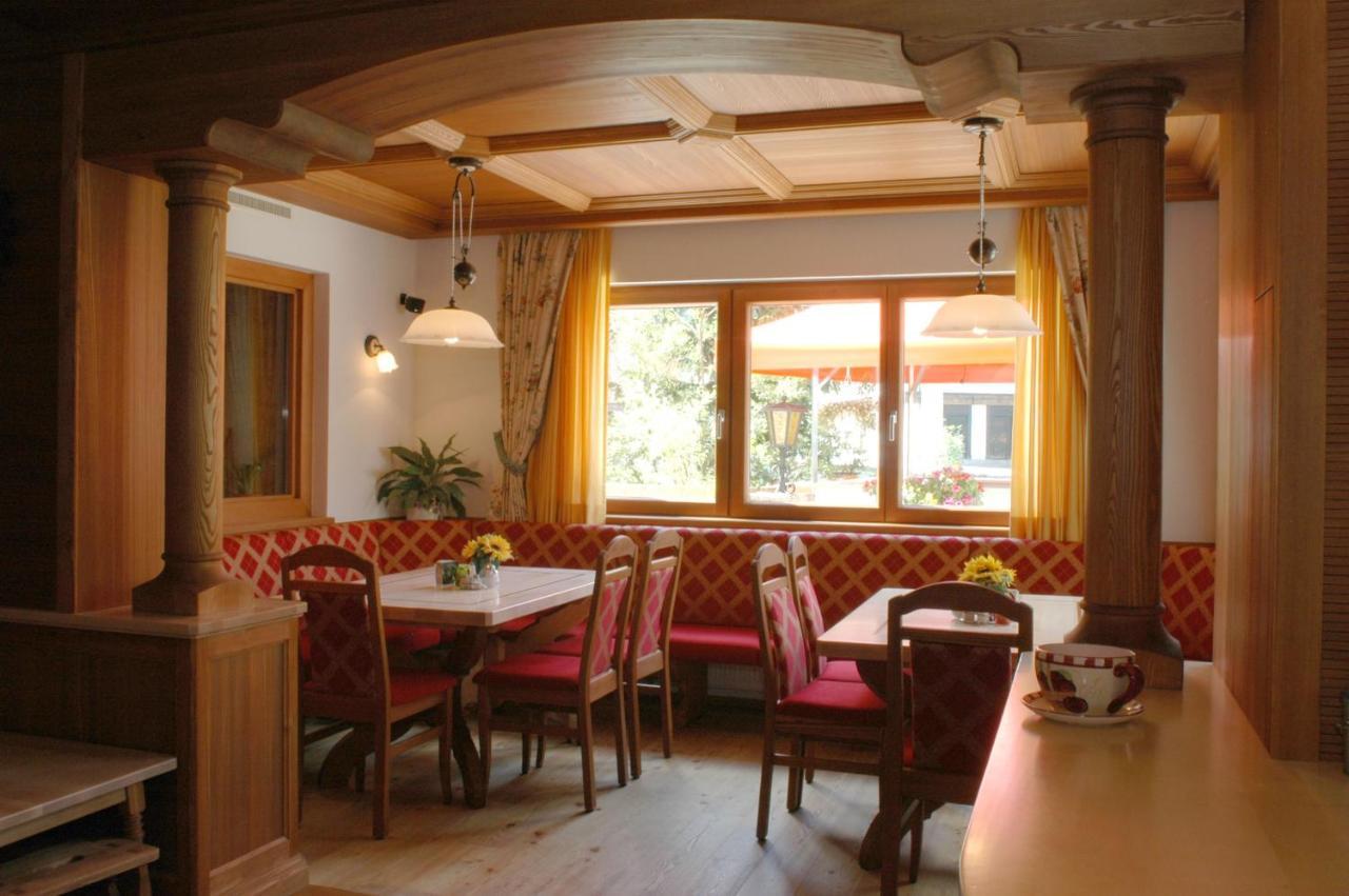 Pension Cafe Fritz Lech am Arlberg Exterior photo